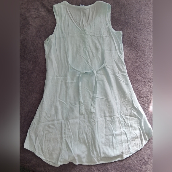 Vintage Boho Embroidered 100% Rayon Mini Dress With Button Front And Tie Back - Picture 6 of 10